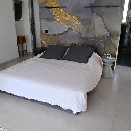 Villa Coryphène Pied Dans L Eau Les Issambres